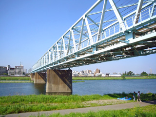 写真: 京王相模原線鉄道橋 (2008.5.6)